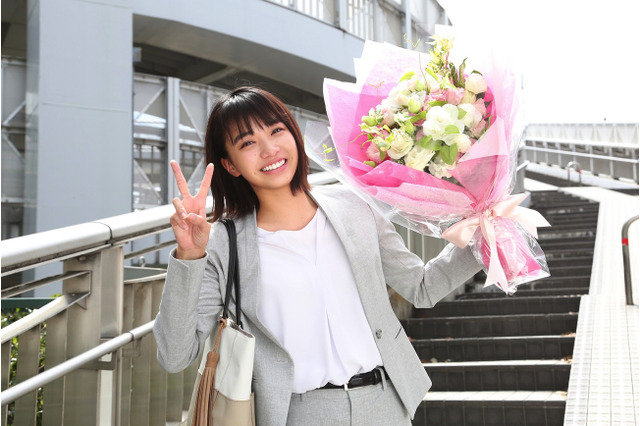 坂ノ上茜、月9ドラマ『監察医　朝顔』クランクアップで涙…！ 画像