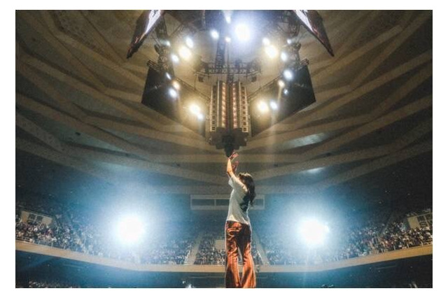 あいみょん、本人の歌声入りライブ映像がカラオケ初登場! 画像