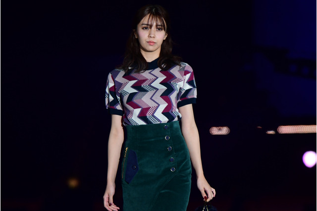 【GirlsAward 2019】欅坂46 渡邉理佐、小林由依、渡辺梨加、土生瑞穂が秋冬コーデを提案 画像