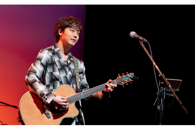 三浦祐太朗、母・山口百恵がマイクを置いた日にライブ!カバー楽曲に「最初は葛藤がありました」 画像
