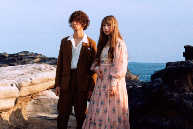 GLIM SPANKY、ニューシングルMVはAI技術を駆使！多重人格を再現 画像