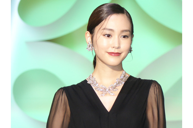 桐谷美玲、ブルゾンちえみから夜中に恋愛相談 ビデオ電話で「聞いてください!」 画像