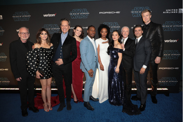 ハン・ソロ&ルークも降臨!『スター・ウォーズ』最後のワールドプレミアがLAで開催 画像