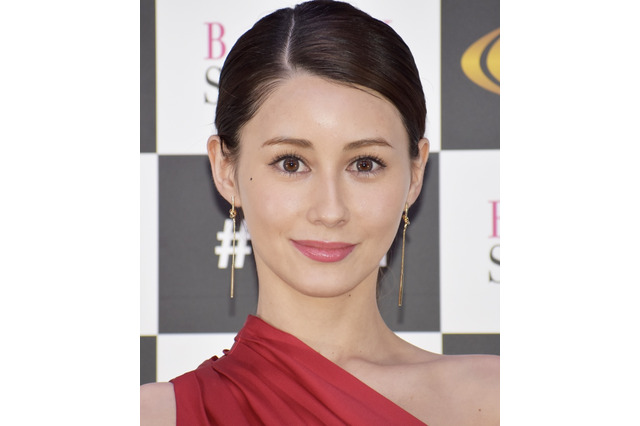 ダレノガレ明美「最近ムチムチしてきた」、美しい太ももショットにいいね続々! 画像