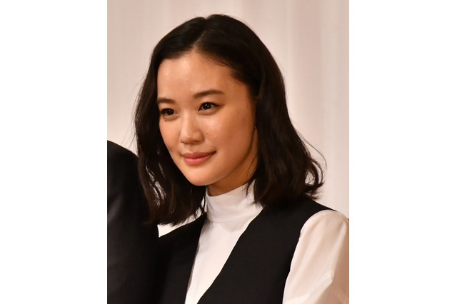 蒼井優、高校3年間は男子生徒との交流を断絶 画像