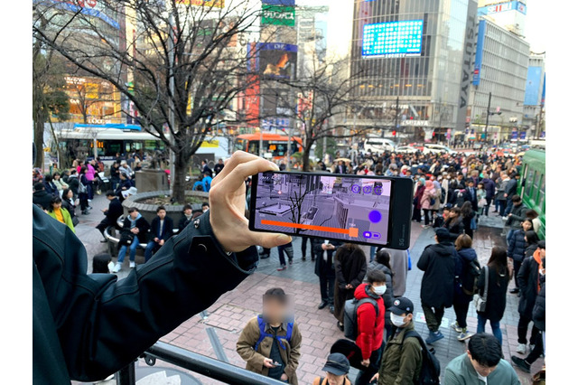 渋谷ハチ公前に5G基地局が出現!「au 5G」が拡張体験を提供 画像