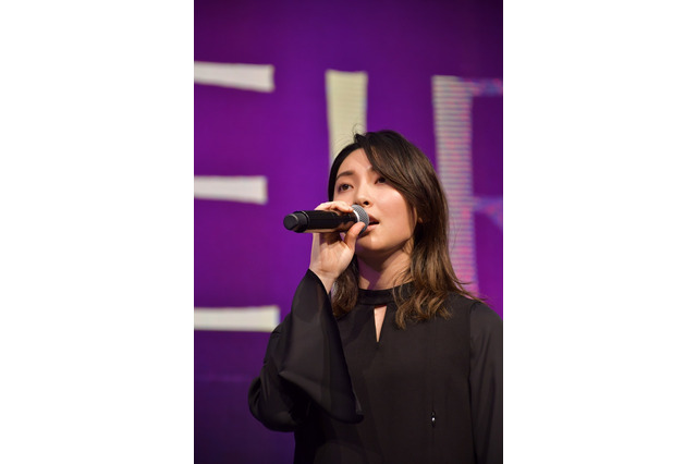 家入レオ、月9主題歌「未完成」初のライブ披露!ツアー開催サプライズ発表も 画像