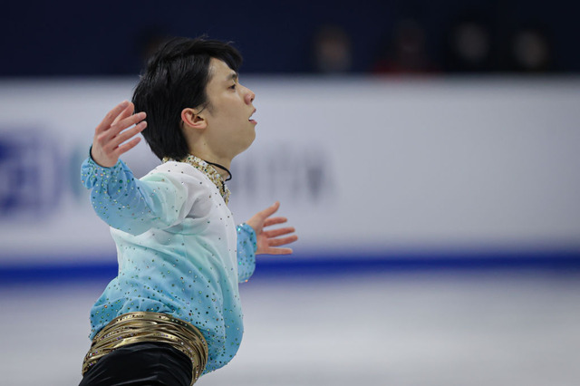 羽生結弦、世界歴代最高記録で首位！『四大陸』初の王者へ大きく前進 画像