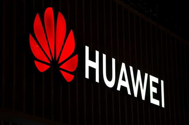 Huawei、5G対応の折りたたみスマホ新機種「HUAWEI Mate Xs」発表 画像