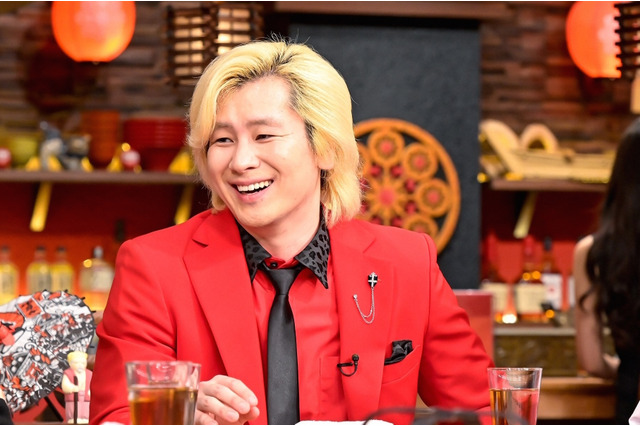 「おもちゃみたいな味が好き」カズレーザーが推す人生最高の一品とは? 画像