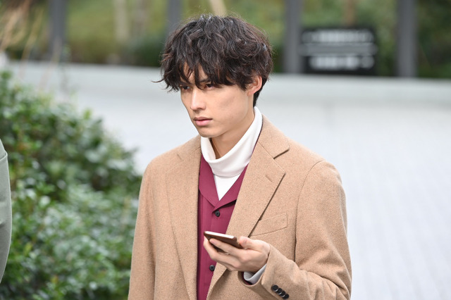 松村北斗の母を殺した犯人が判明?!仲間由紀恵の死の真相は......?ドラマ『10の秘密』 画像