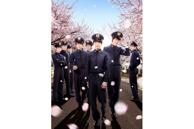 本郷奏多らが学生服姿に身を包んで......「舞台 あおざくら 防衛大学校物語」メインビジュアル公開 画像