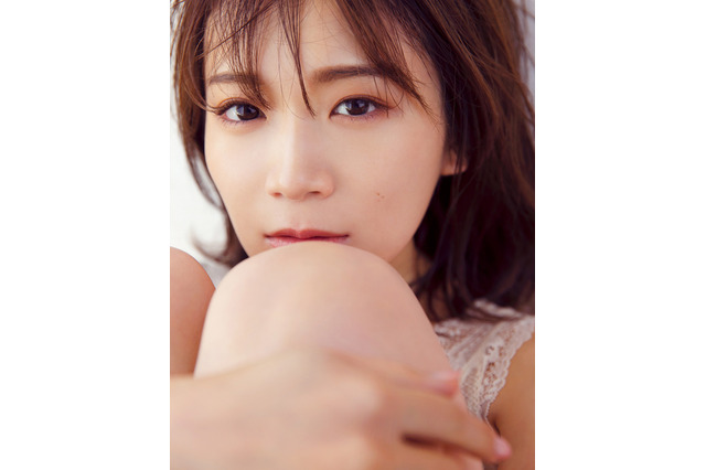 乃木坂46・秋元真夏、セカンド写真集『しあわせにしたい』明日発売!先行カットを一挙まとめ 画像