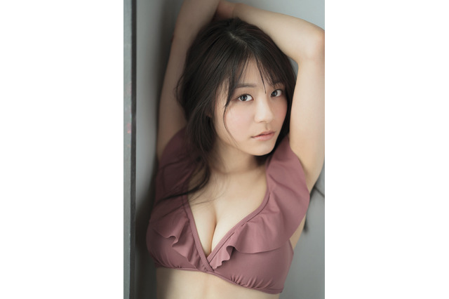 NGT48・清司麗菜、初の水着グラビア!「新しい自分を見せられた」 画像