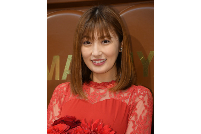 熊田曜子、インスタで下着チラリ？写真にファン「朝からびっくり」 画像