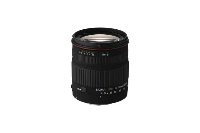 シグマ、デジタル用11倍ズームレンズ「18-200mm F3.5-6.3 DC」 画像