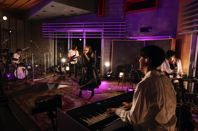 足立佳奈、自身デビュー3周年記念日に生配信ライブ！本日リリースの新曲も初披露 画像