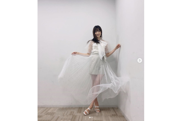 高橋ひかる、シースルー衣装着こなす姿が美しい!ファン「全てが満点」 画像
