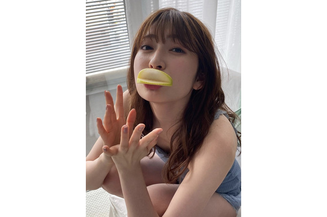 NMB48・吉田朱里が単独表紙!先行公開のオフショットに「かわいい」の声 画像