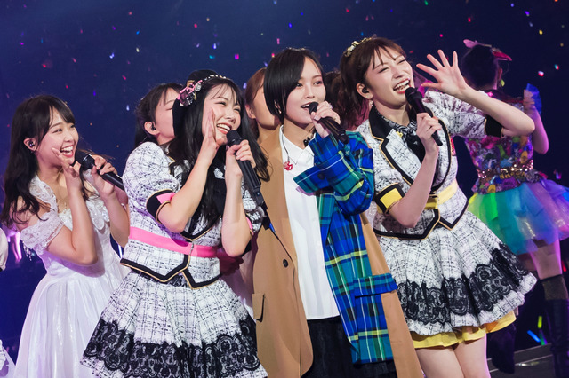 NMB48、10周年ライブに山本彩ら卒業生18人が集結!「半端なく緊張しました」 画像