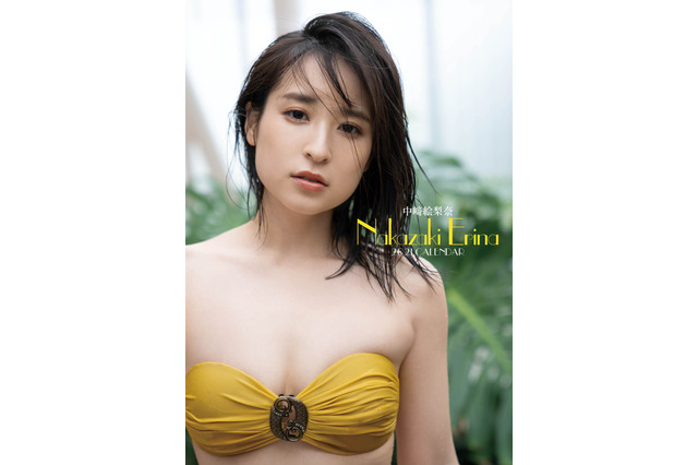中崎絵梨奈、“フェチ感”たっぷりのカレンダーが本日発売! 画像