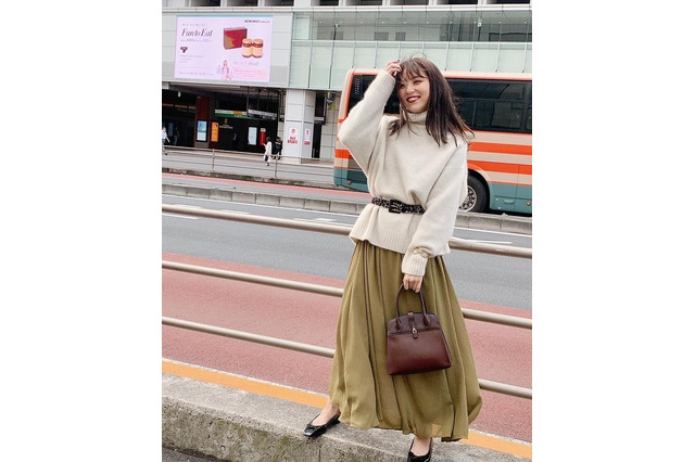 石川恋、大人女子の可愛さ全開!CanCamオフショット公開し大反響 画像