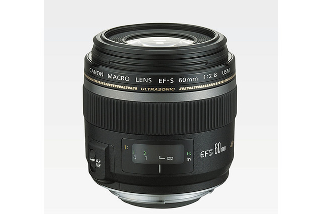キヤノン、EOS Kiss Digital NやEOS 20D用の中望遠マクロレンズ「EF-S60mm F2.8 マクロ USM」 画像
