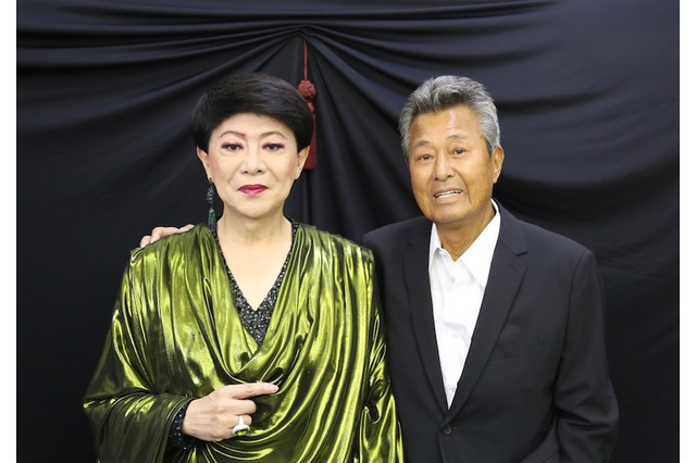 美川憲一、梅宮辰夫さんの一周忌前に思い出の写真を公開! 画像
