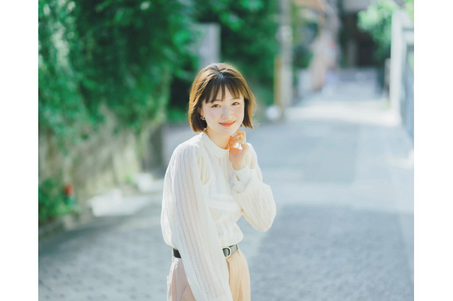 ショートヘアが似合うモデル・いしだちひろ、古着系YouTubeチャンネルのMCに抜てき! 画像