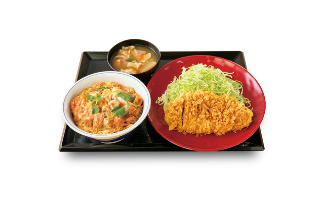 かつや、「ロースカツ定食」「とん汁定食」のご飯が「カツ丼」に？！ボリューム満点の期間限定メニュー 画像