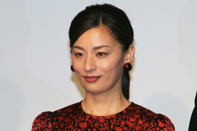 尾野真千子、“恩人”河瀬直美監督と10年ぶりにタッグも撃沈「見事に砕かれました」 画像