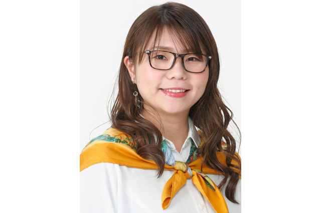 相席スタート・山﨑ケイ、昔のメガネなし履歴書写真を公開 画像