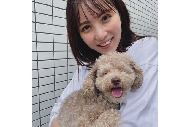 石川恋、愛犬との2ショット公開!「かわいい」「和みます」と反響 画像