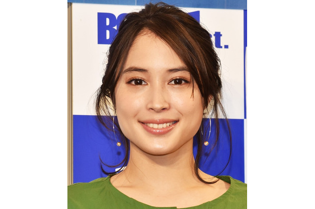 広瀬アリス、本田翼の添い寝ショットを激写!ファン歓喜「可愛すぎ!」「ドキドキ」 画像