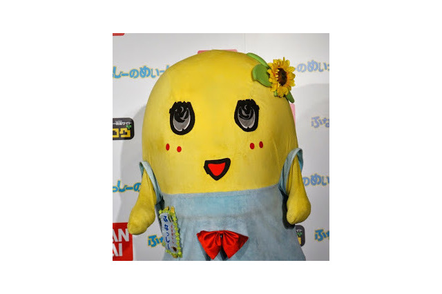 ふなっしー 、豪華自宅を初公開！120万円のソファ＆100万円の刀… 画像
