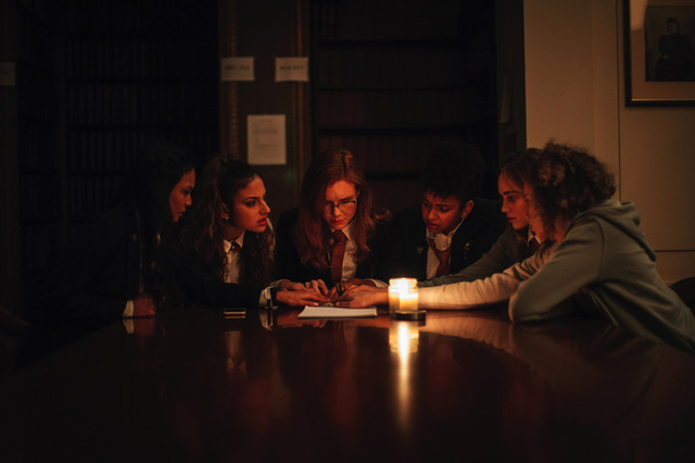 美少女だらけの全寮制高校舞台にした最恐ホラー『降霊会-血塗られた女子寮-』公開決定 画像