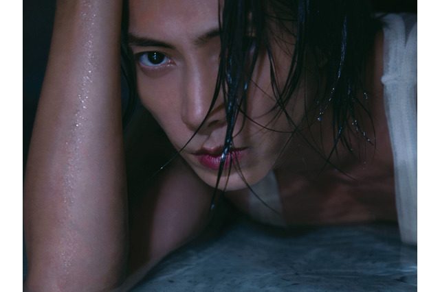 山下智久を二階堂ふみが撮り下ろし!異例表紙が『週プレ』で実現 画像