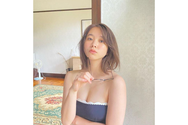 元「日本一かわいい女子高生」新田あゆな、高校卒業し色気マシマシ表紙＆グラビア 画像