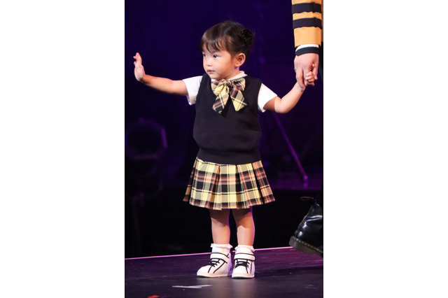 ののかちゃん、禰豆子コスプレで『炎』熱唱!視聴者ビックリ「3歳で炎歌ってる!」 画像