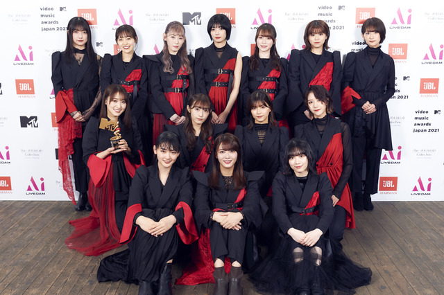 櫻坂46、MTV受賞式で強烈パフォーマンス…『BAN』『流れ弾』を披露 画像