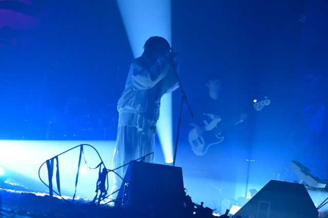 アニメ『呪術廻戦』OPで話題！EveがNHKでテレビ初パフォーマンス披露！ 画像