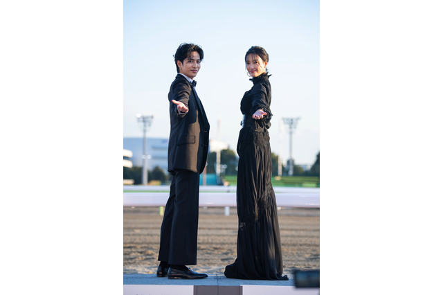 菜々緒&志尊淳、「第67回東京大賞典」でオトナの風格! 画像