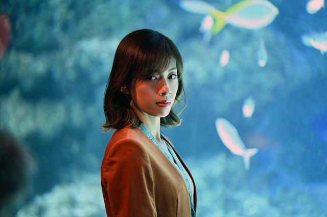 元宝塚トップスター・明日海りお、日曜劇場『DCU』出演決定！何かを隠す水族館プロデューサー役 画像