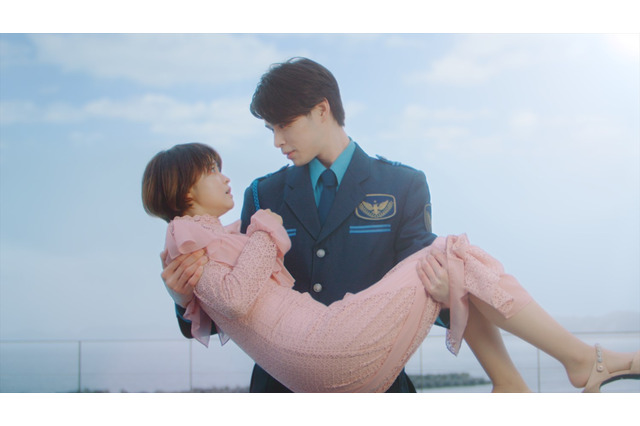 虫よけ剤の“韓ドラ”風ウェブ動画!?⽇野聡&潘めぐみが吹き替え 画像