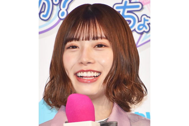 日向坂46・東村芽依、写真集のキュート&セクシーな初水着カットが公開に! 画像