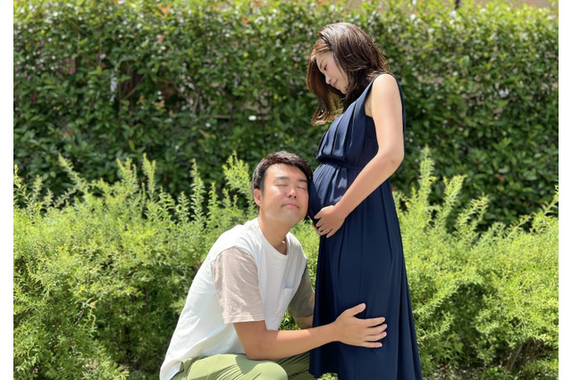 フォーリンラブ・ハジメ、妻が第1子妊娠!6年にわたる男性不妊の治療経て 画像