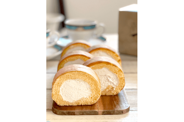 あの有名店の味をもっと手軽に！『幸せのパンケーキロール』販売 画像
