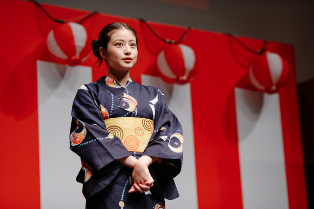 今田美桜、初のリアルファンイベントに浴衣姿で登壇!親友・永野芽郁との交流明かす 画像