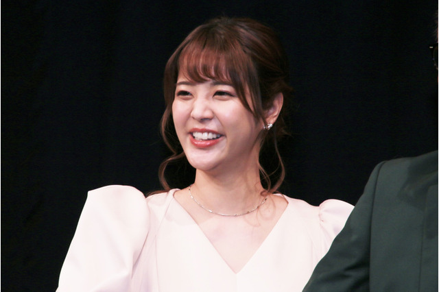 久代萌美、夫のYouTubeにサプライズ登場!誕生日を祝福「はるくん、おめでとう!」 画像