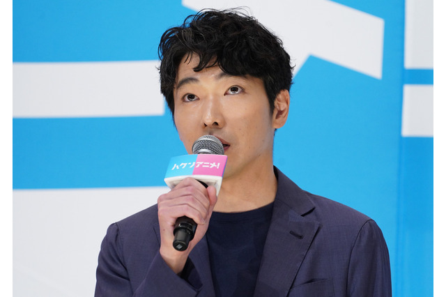 柄本佑、浜辺美波は魔性の女!?「手の平の上でコロコロされている」 画像